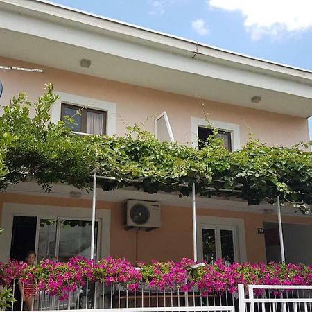 Apartmani Andela Неум Екстериор снимка