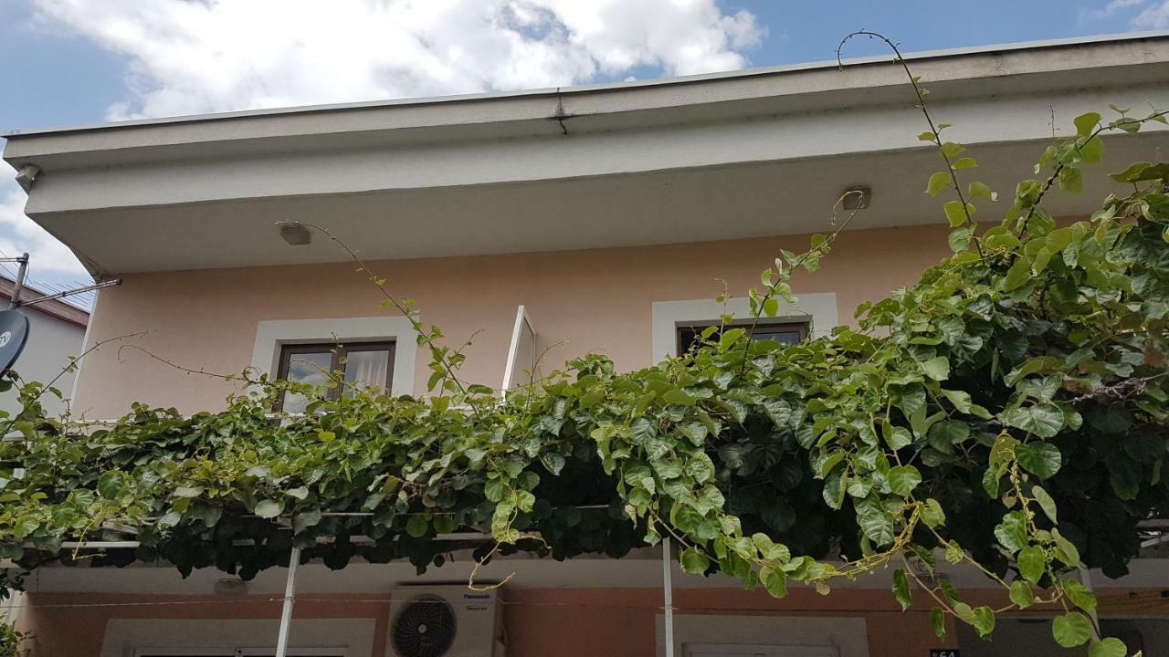 Apartmani Andela Неум Екстериор снимка